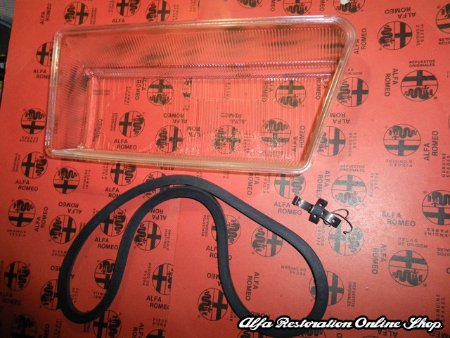 Alfa 155 Left Headlight Lens/Glass